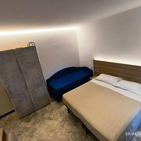 Casa Gialla Guest house